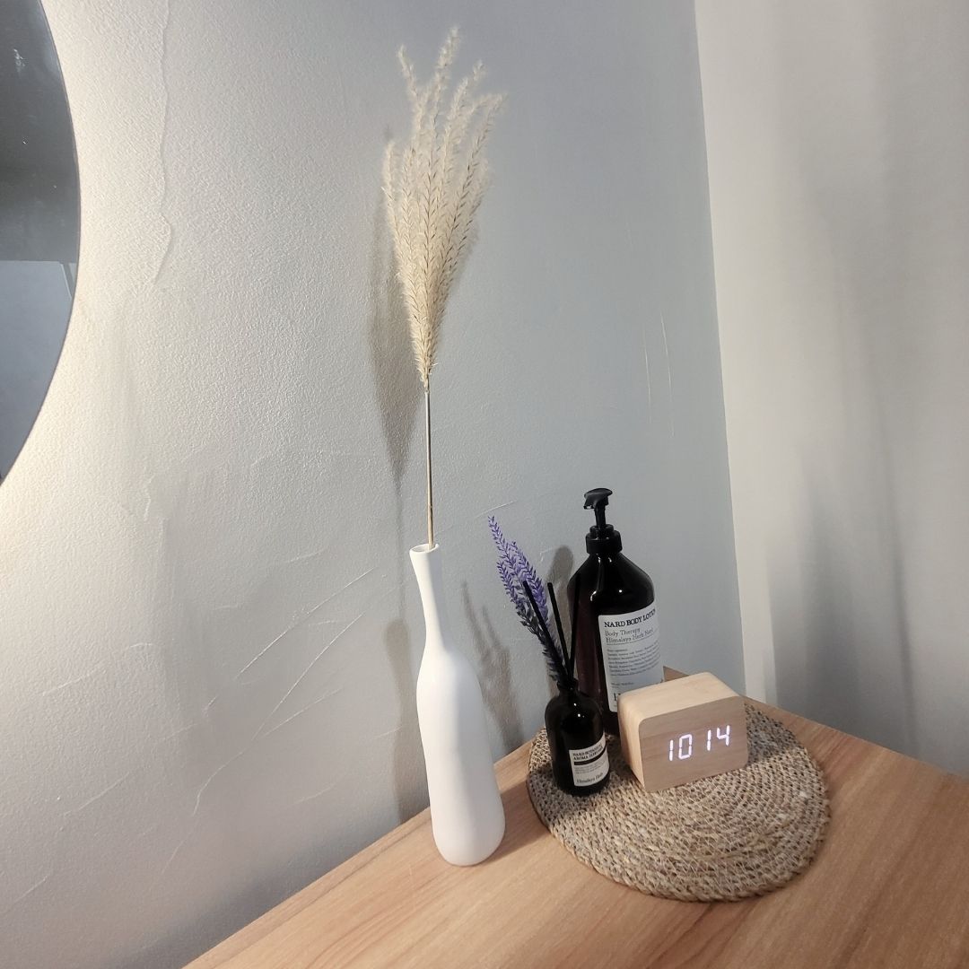 프라이빗 파우더룸 - 아로마 어메니티와 정돈된 휴식을 제공하는 프리미엄 공간