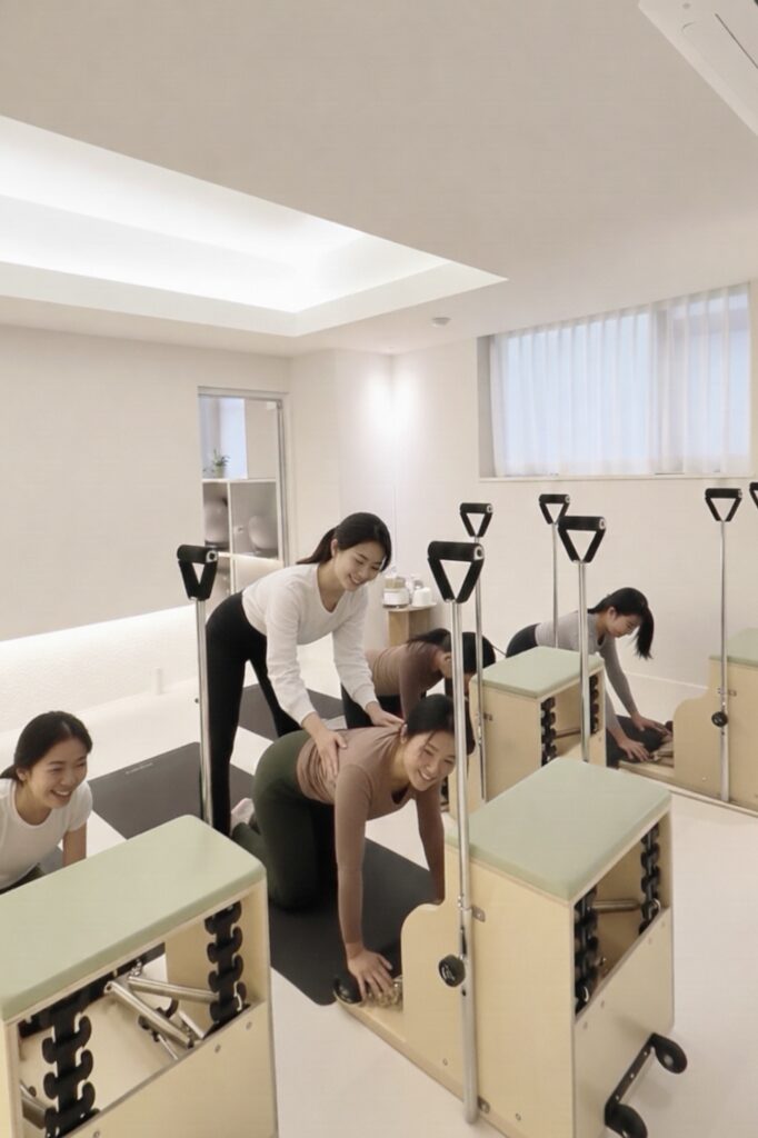 PROGRAMS 아르코 필라테스 4:1 소그룹 레슨 - 대치동 선릉역 인근 소수 정예 기구 필라테스 및 체형 교정 수업