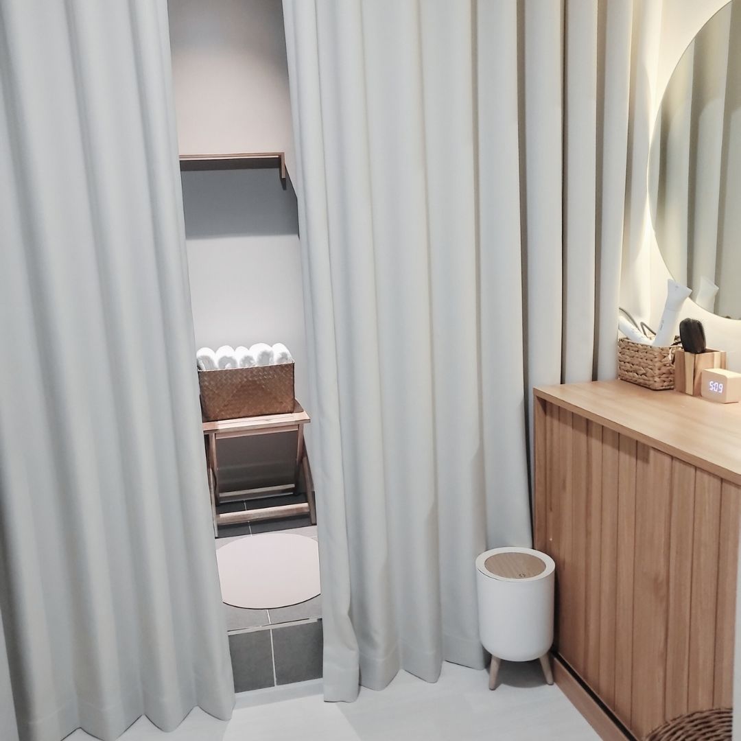 프라이빗 파우더룸 - 아로마 어메니티와 정돈된 휴식을 제공하는 프리미엄 공간